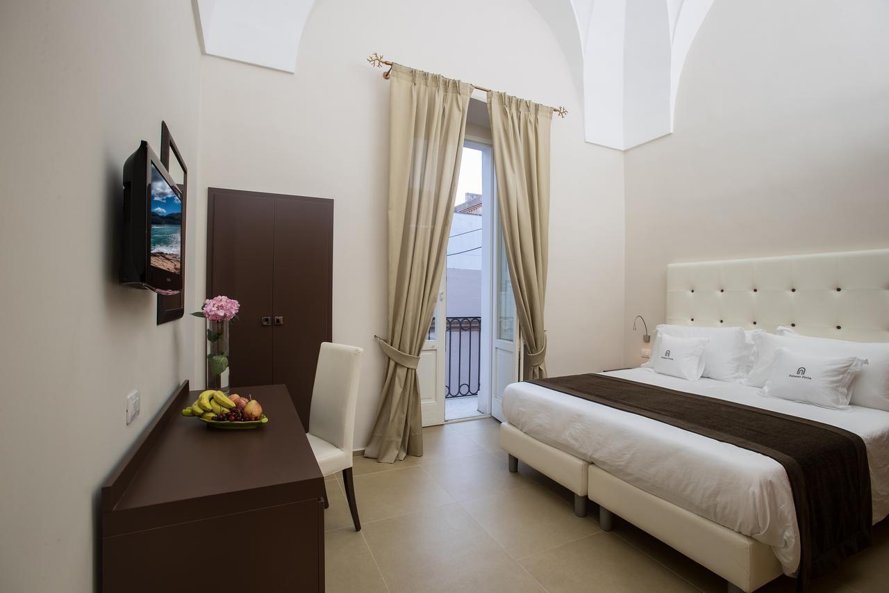 Palazzo Perla - Rooms And Suite Gallipoli Exterior foto
